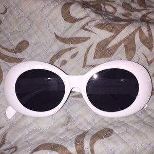 white clout goggles (sunglasses)